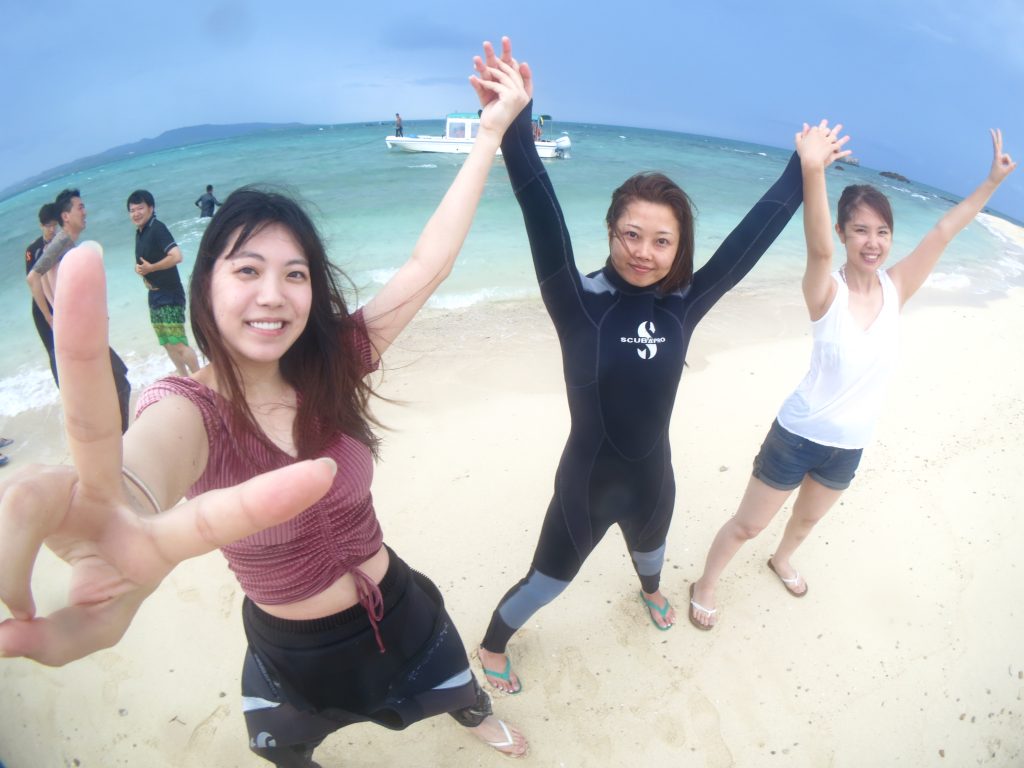 凄い時代 石垣島 竹富島 幻の島 体験ダイビング シュノーケリング 竹富島観光 海遊びのことならオーシャンズ石垣島